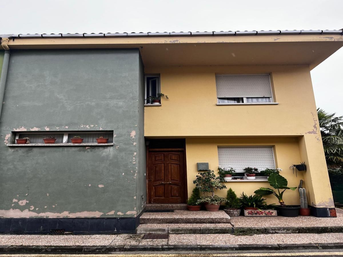 Casa adosada en Llanes, Nueva, venta